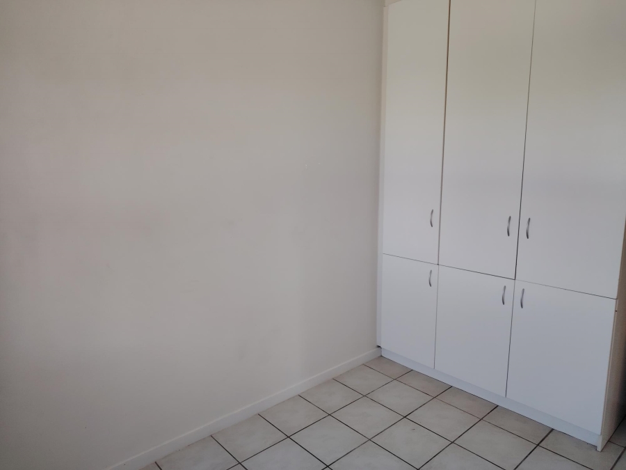 2 Bedroom Property for Sale in Vasco Estate Western Cape